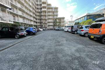 敷地内駐車場（屋外平面式）