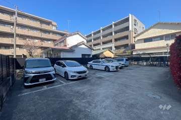 敷地内駐車場（屋外平面式）