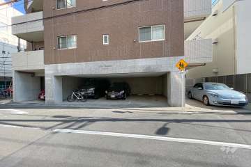 敷地内駐車場（屋内平面式）