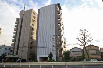 ディアレイシャス大森ウエストの外観（北西側から）