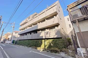 ルーブル東蒲田弐番館の外観（南東側から）