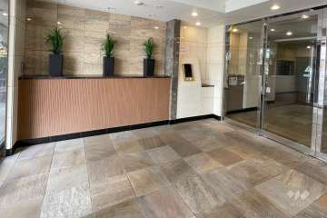 エントランスはオートロック付きです、