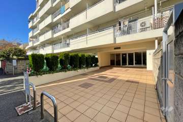 エントランスアプローチ