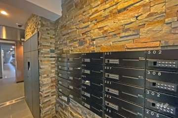 共用ポストと宅配ボックス