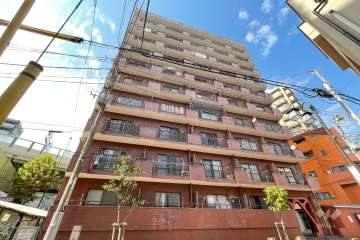 ライオンズマンション平和島の外観（南東側から）