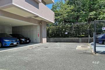 敷地内駐車場（屋内平面式・屋外機械式）