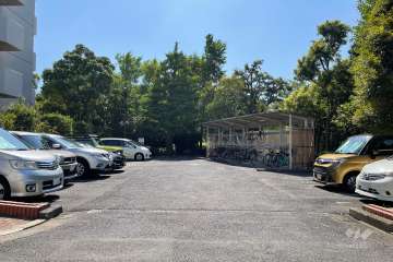 敷地内駐車場（屋外平面式）