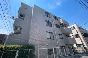 セントヒルズ大森南の外観（南東側から）