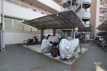 バイク置場