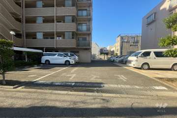 敷地内駐車場（屋外平面式）