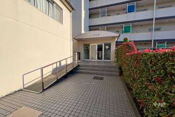 エントランスアプローチ