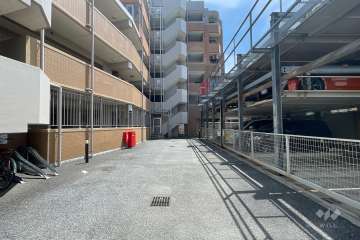 敷地内駐車場（屋外機械式）