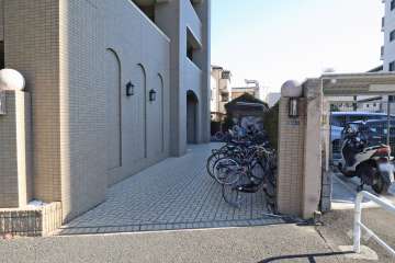 エントランスアプローチ