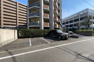 敷地内駐車場（屋外平面式）