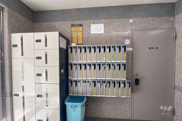 共用ポストと宅配ボックス