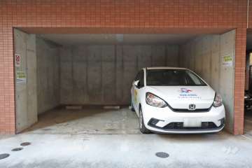 敷地内駐車場（屋内平面式）