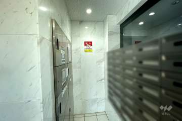 共用ポストと宅配ボックス