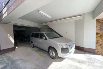 敷地内駐車場（屋内平面式）