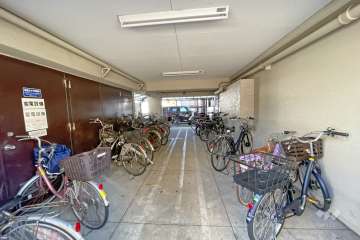 駐輪場
