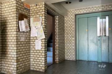 エントランスホール