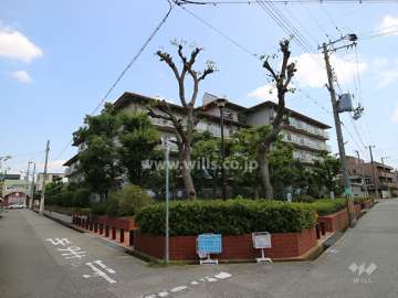 甲子園口グリーンハイツの外観(南西側から)