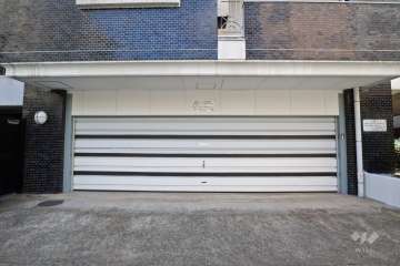 駐車場の出入り口