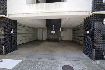 敷地内駐車場（屋内機械式）