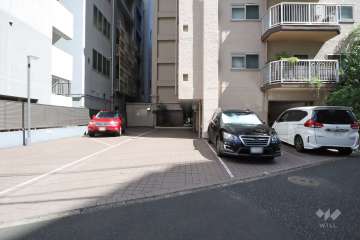 敷地内駐車場（屋外平面式）