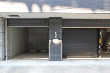 敷地内駐車場（屋内平面式）