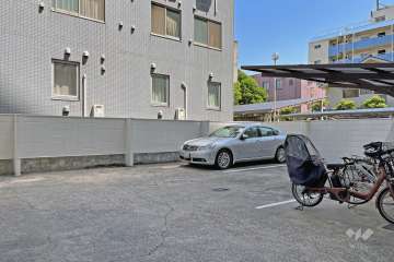 敷地内駐車場（屋外平面式）