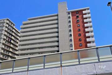 大森本町ハイツの外観（南西側から）