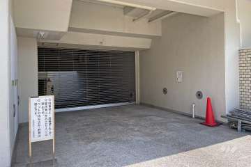 駐車場の出入り口