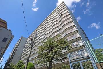 大森ハイツ（大森本町）の外観(南東側から)