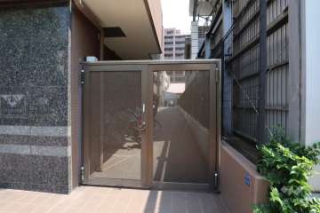 駐輪場の出入り口　