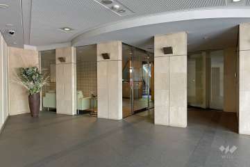 エントランスホール