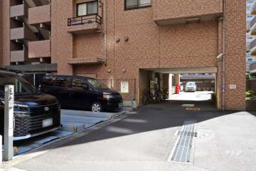 敷地内駐車場（屋外機械式）