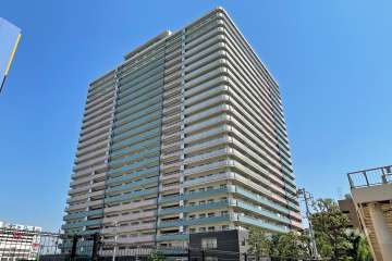 東京マスタープレイスの外観（北側から）