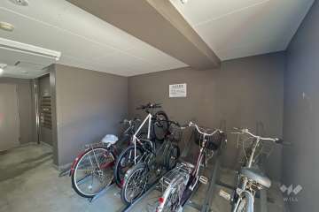 駐輪場（屋内）