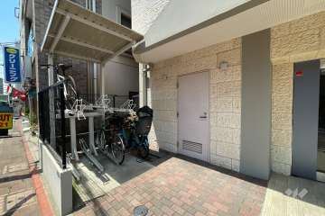 駐輪場（屋根付き）