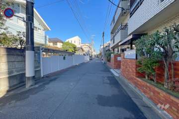 敷地北側の前面道路　　