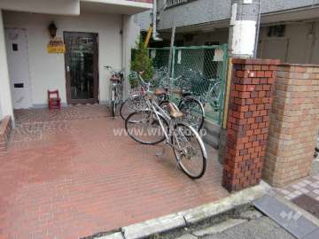 エントランスホール