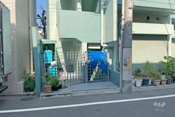 サブエントランス