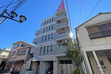 東急ドエルアルス大森の外観（北西側から）