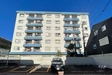 大森中央ハイツの外観（南東側から）