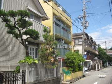 ダイドーメゾン夙川の外観（南東側から）