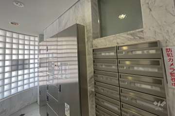 宅配ボックスと共用ポスト