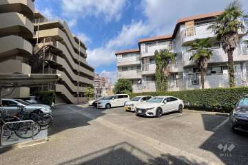 敷地内駐車場（屋外平面式）