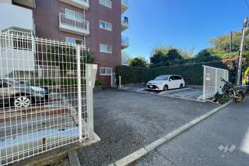 敷地内駐車場（屋外機械式）