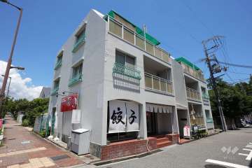 南郷ハイムの外観（南西側から）