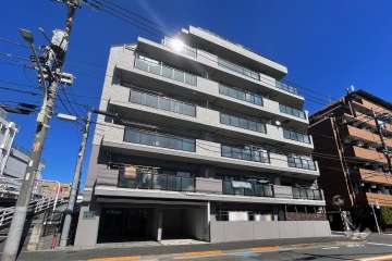 グランイーグル蒲田３の外観（西側から）